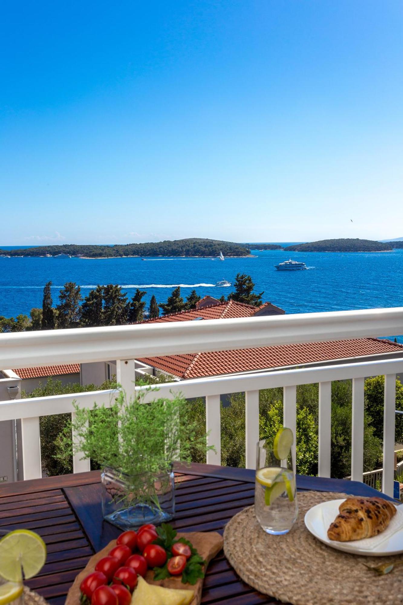 Tia Hvar Top View Apartment Хвар Экстерьер фото